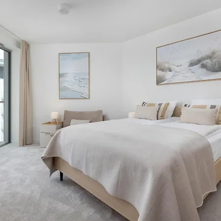 Pinea La Mer Apartment With Jacuzzi Apartment